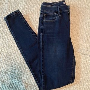 Levi’s 720 hi rise super stretch